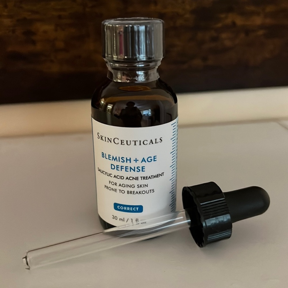 SkinCeuticals Blemish and Age Defense